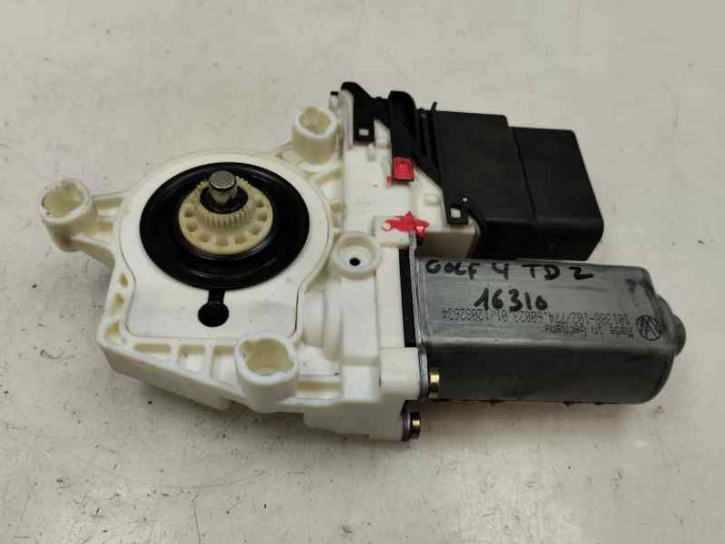 MOTOR ELEVALUNAS TRASERO DERECHO VOLKSWAGEN GOLF IV BERLINA 2002 1.9 TDI (100 CV)