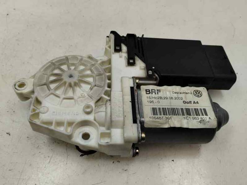 MOTOR ELEVALUNAS DELANTERO IZQUIERDO VOLKSWAGEN GOLF IV BERLINA 2002 1.9 TDI (100 CV)