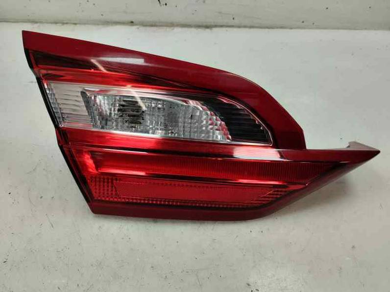 PILOTO TRASERO IZQUIERDO INTERIOR FORD FIESTA 2019 1.0 ECOBOOST (100 CV)