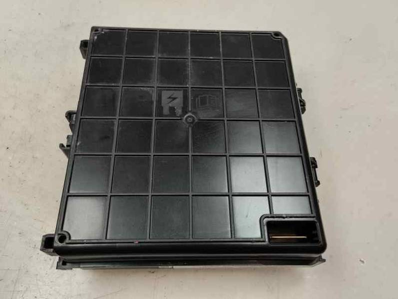 CAJA RELES FUSIBLES FORD FIESTA 2019 1.0 ECOBOOST (100 CV)