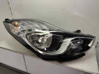 FARO DERECHO HYUNDAI IX20 2018 1.4 (90 CV)