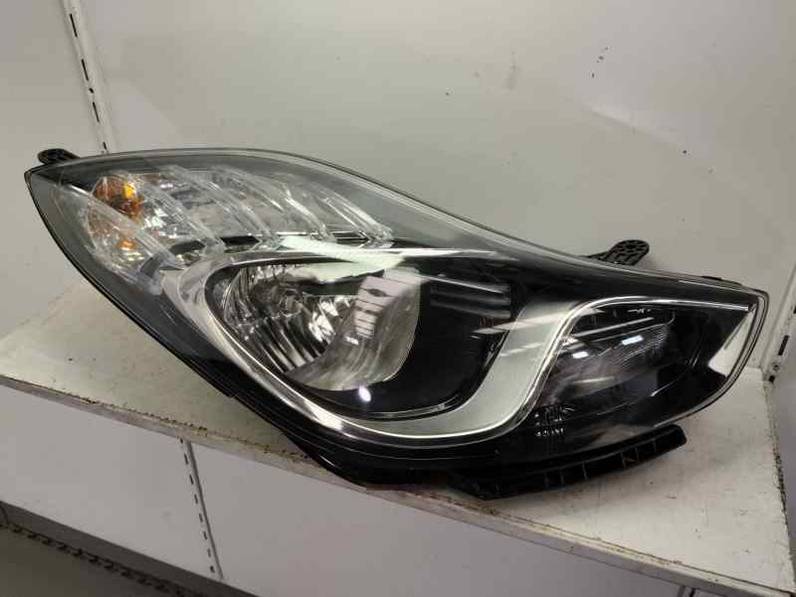 FARO DERECHO HYUNDAI IX20 2018 1.4 (90 CV)