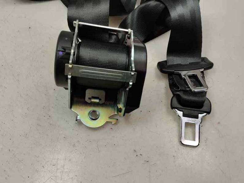 CINTURON SEGURIDAD TRASERO CENTRAL DACIA DUSTER II 2021 1.5 DCI (116 CV)