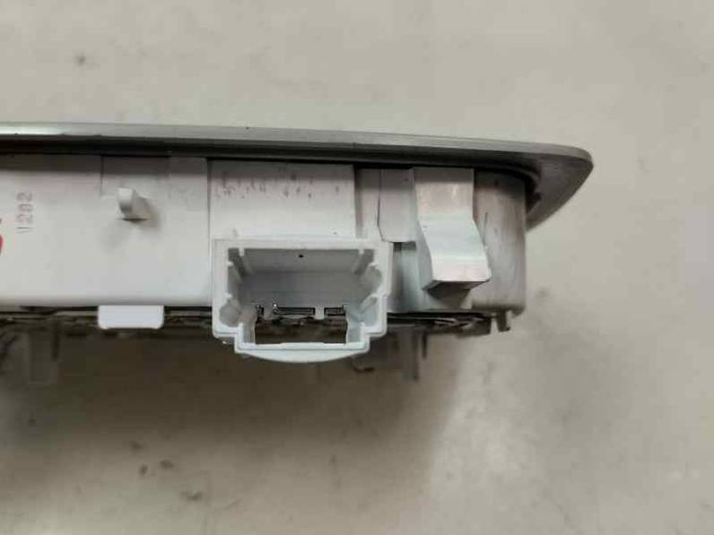 LUZ INTERIOR DACIA DUSTER II 2021 1.5 DCI (116 CV)