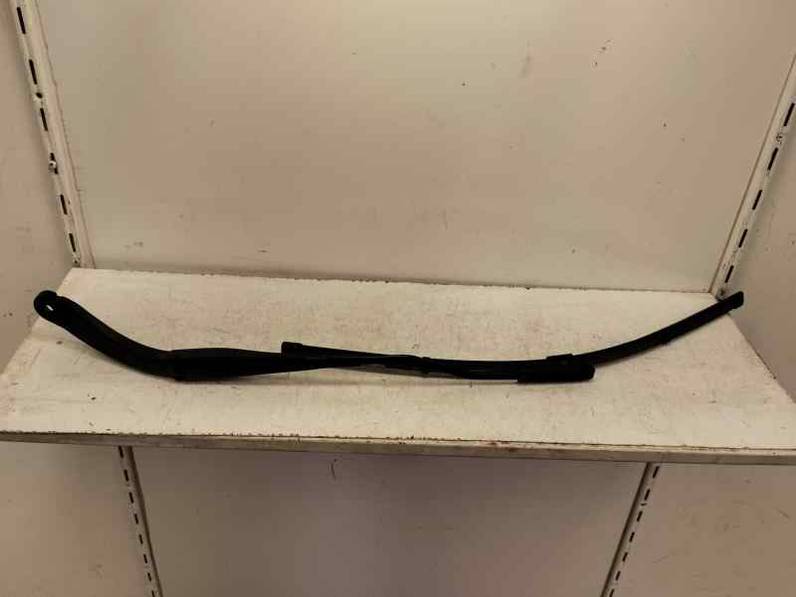 BRAZO LIMPIA DELANTERO IZQUIERDO DACIA DUSTER II 2021 1.5 DCI (116 CV)