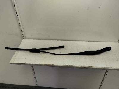 BRAZO LIMPIA DELANTERO DERECHO DACIA DUSTER II 2021 1.5 DCI (116 CV)