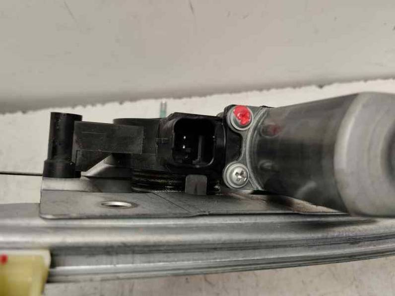 ELEVALUNAS DELANTERO DERECHO DACIA DUSTER II 2021 1.5 DCI (116 CV)