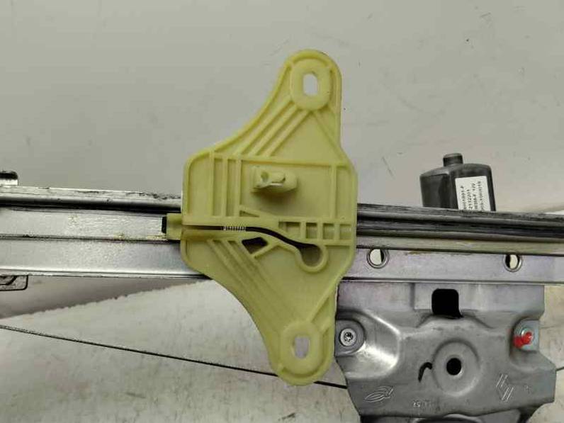 ELEVALUNAS DELANTERO DERECHO DACIA DUSTER II 2021 1.5 DCI (116 CV)