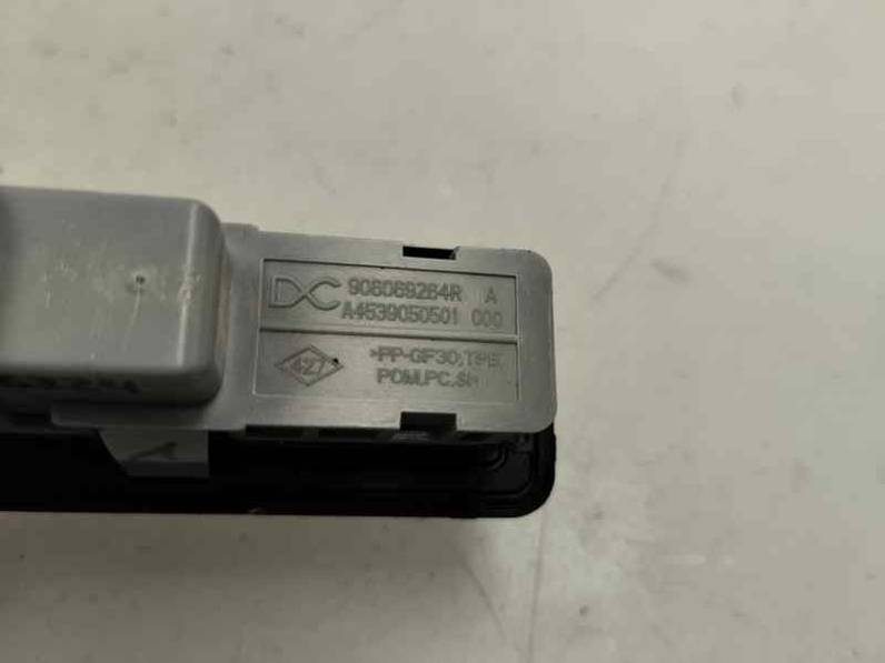 MANETA EXTERIOR PORTON DACIA DUSTER II 2021 1.5 DCI (116 CV)