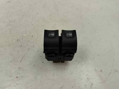 MANDO ELEVALUNAS DELANTERO IZQUIERDO DACIA DUSTER II 2021 1.5 DCI (116 CV)