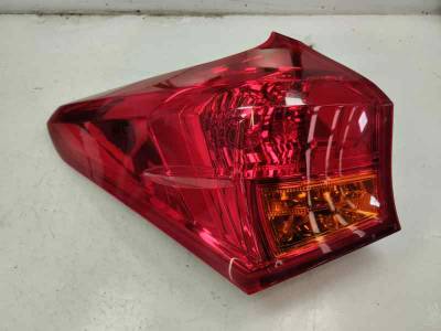 PILOTO TRASERO IZQUIERDO TOYOTA AURIS TOURING SPORTS 2014 2.0 D-4D (124 CV)