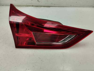 PILOTO TRASERO IZQUIERDO INTERIOR TOYOTA AURIS TOURING SPORTS 2014 2.0 D-4D (124 CV)