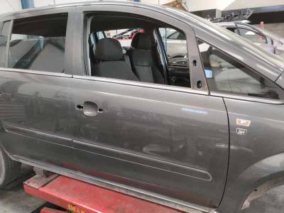 PUERTA DELANTERA DERECHA OPEL ZAFIRA B 2010 1.7 16V CDTI (110 CV)