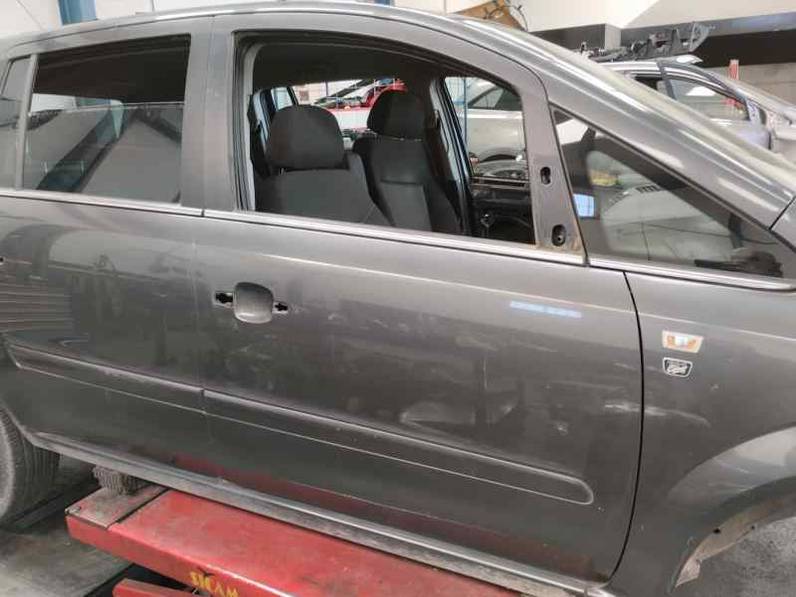 PUERTA DELANTERA DERECHA OPEL ZAFIRA B 2010 1.7 16V CDTI (110 CV)