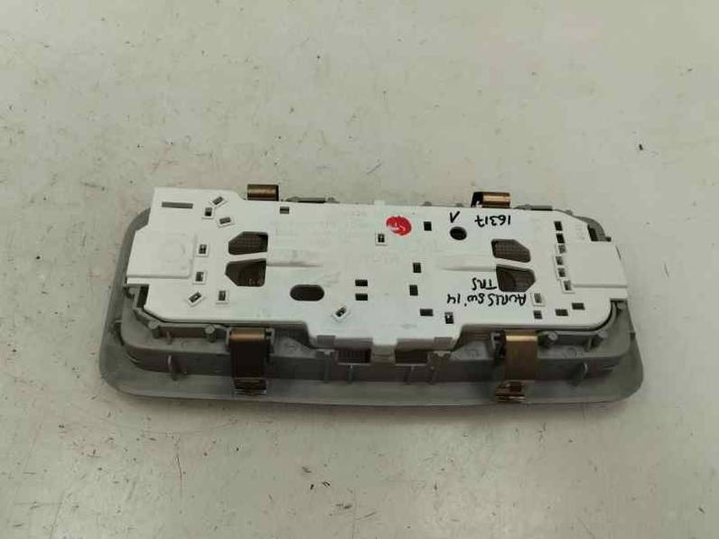 LUZ INTERIOR TOYOTA AURIS TOURING SPORTS 2014 2.0 D-4D (124 CV)