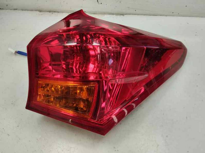 PILOTO TRASERO DERECHO TOYOTA AURIS TOURING SPORTS 2014 2.0 D-4D (124 CV)