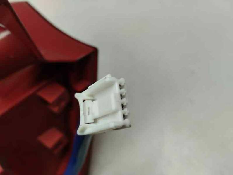 PILOTO TRASERO DERECHO TOYOTA AURIS TOURING SPORTS 2014 2.0 D-4D (124 CV)