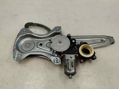 ELEVALUNAS TRASERO IZQUIERDO TOYOTA AURIS TOURING SPORTS 2014 2.0 D-4D (124 CV)