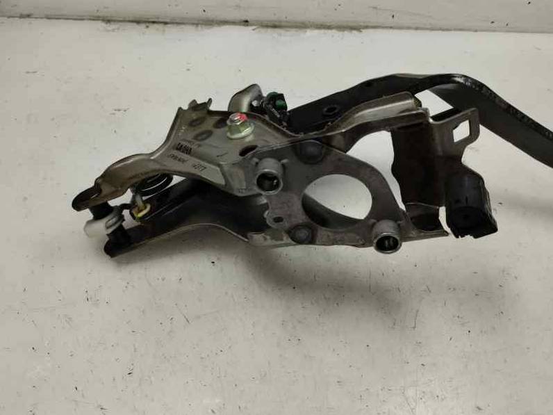 PEDAL EMBRAGUE TOYOTA AURIS TOURING SPORTS 2014 2.0 D-4D (124 CV)