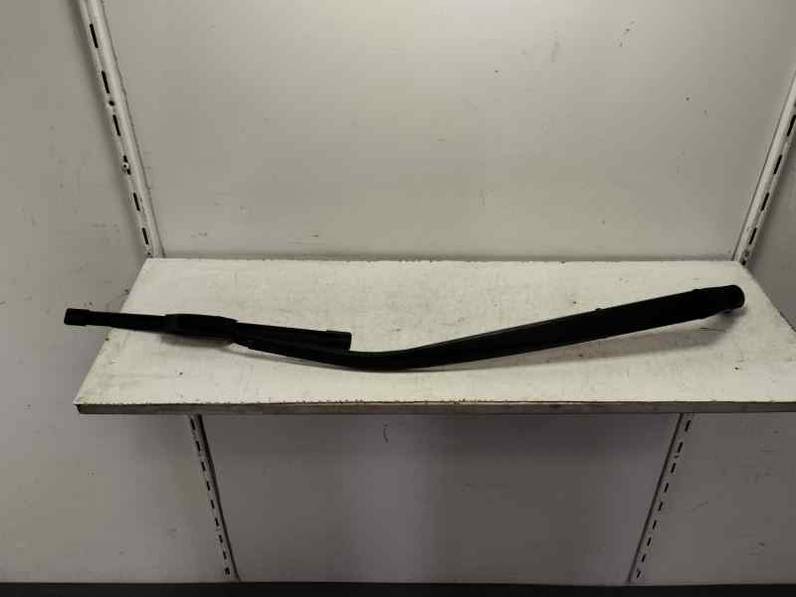 BRAZO LIMPIA DELANTERO DERECHO TOYOTA AURIS TOURING SPORTS 2014 2.0 D-4D (124 CV)