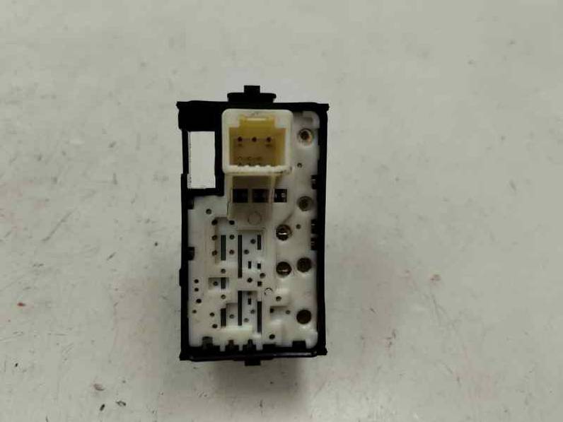 MANDO ELEVALUNAS TRASERO IZQUIERDO TOYOTA AURIS TOURING SPORTS 2014 2.0 D-4D (124 CV)