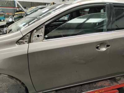 PUERTA DELANTERA IZQUIERDA TOYOTA AURIS TOURING SPORTS 2014 2.0 D-4D (124 CV)