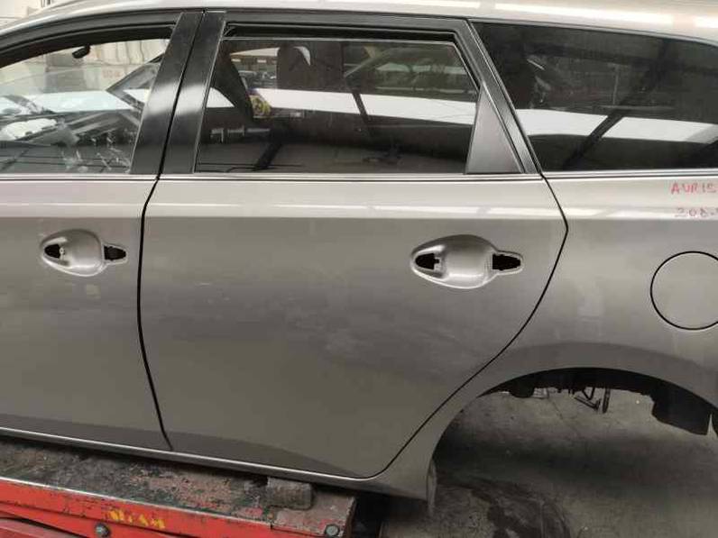 PUERTA TRASERA IZQUIERDA TOYOTA AURIS TOURING SPORTS 2014 2.0 D-4D (124 CV)