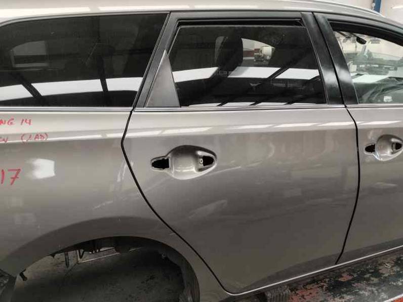 PUERTA TRASERA DERECHA TOYOTA AURIS TOURING SPORTS 2014 2.0 D-4D (124 CV)
