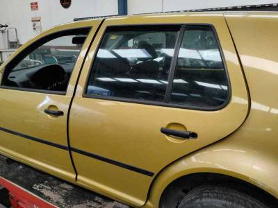 PUERTA TRASERA IZQUIERDA VOLKSWAGEN GOLF IV BERLINA 1998 1.9 TDI (110 CV)