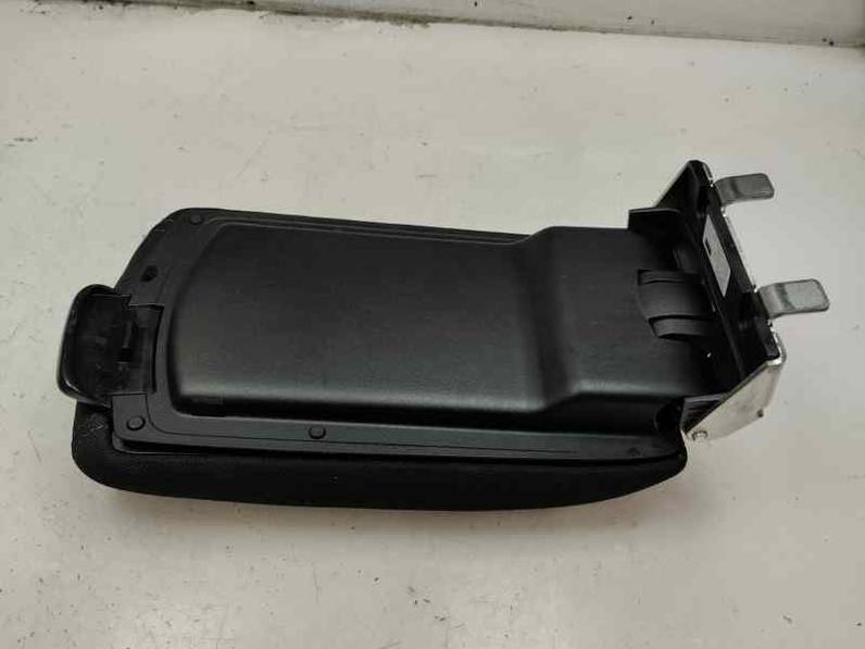 APOYABRAZOS CENTRAL PEUGEOT 308 2015 1.2 GASOLINA