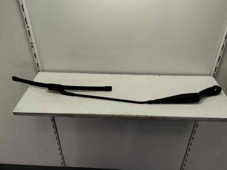 BRAZO LIMPIA DELANTERO DERECHO PEUGEOT 308 2015 1.2 GASOLINA