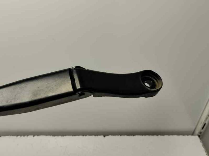 BRAZO LIMPIA DELANTERO DERECHO PEUGEOT 308 2015 1.2 GASOLINA
