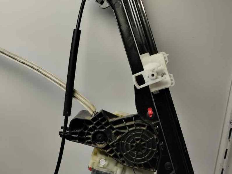 ELEVALUNAS DELANTERO DERECHO PEUGEOT 308 2015 1.2 GASOLINA