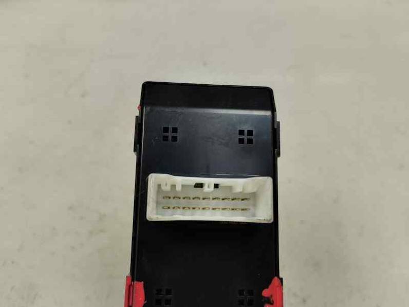 MANDO ELEVALUNAS DELANTERO IZQUIERDO KIA PICANTO 2021 1.0 MULTIPUNTO (68 CV)