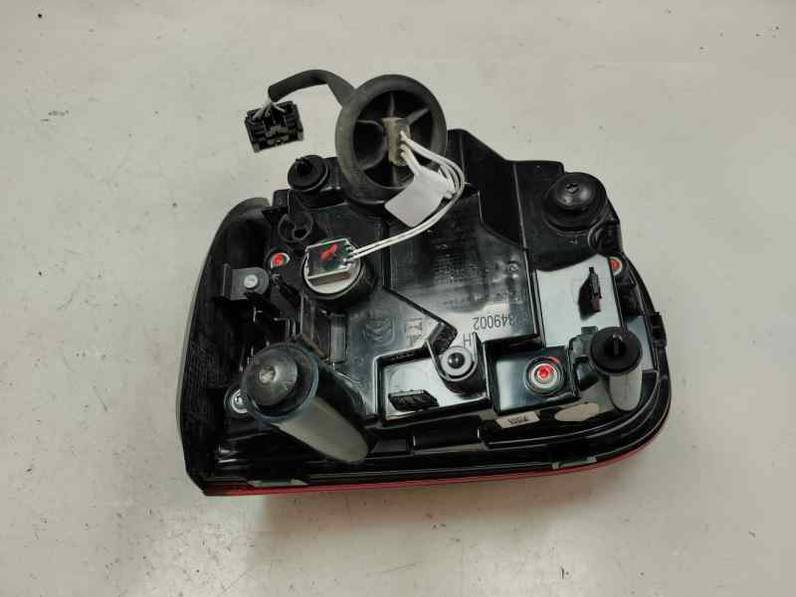 PILOTO TRASERO IZQUIERDO INTERIOR CITROEN C5 AIRCROSS 2024 1.2 12 V PURETECH (131 CV)