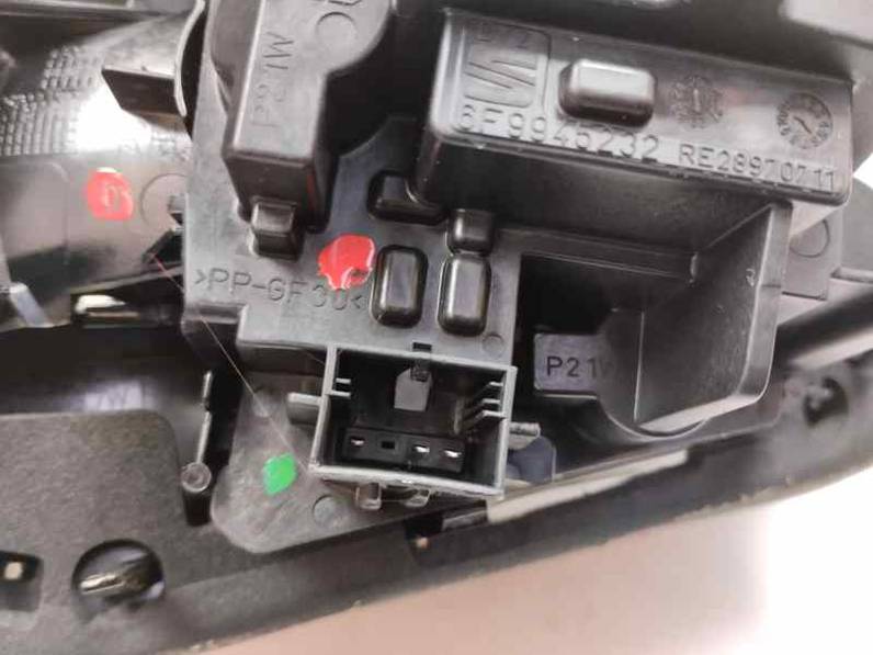 PILOTO TRASERO DERECHO INTERIOR SEAT ARONA 2023 1.0 ECO TSI (110 CV)