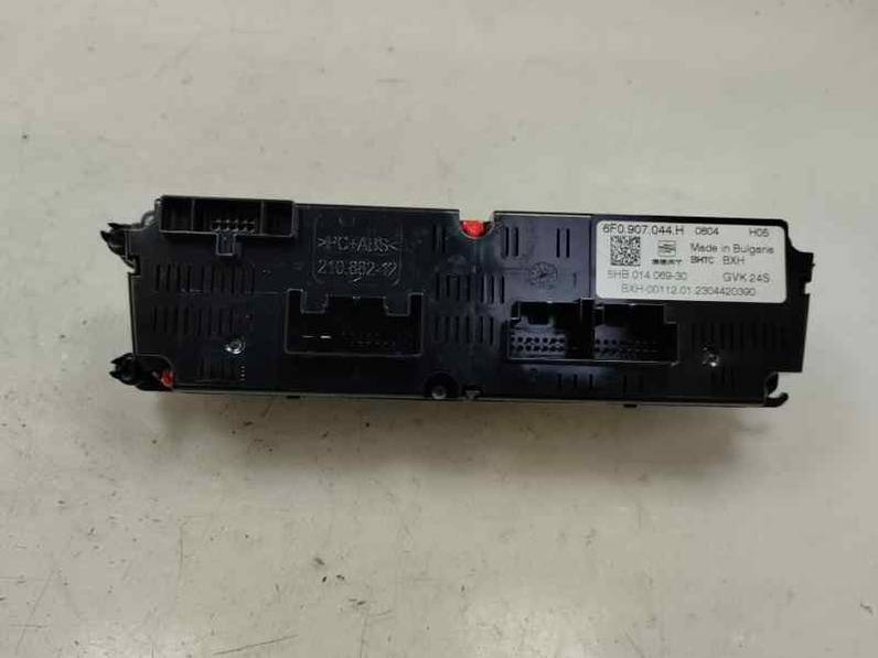 MANDO CLIMATIZADOR SEAT ARONA 2023 1.0 ECO TSI (110 CV)