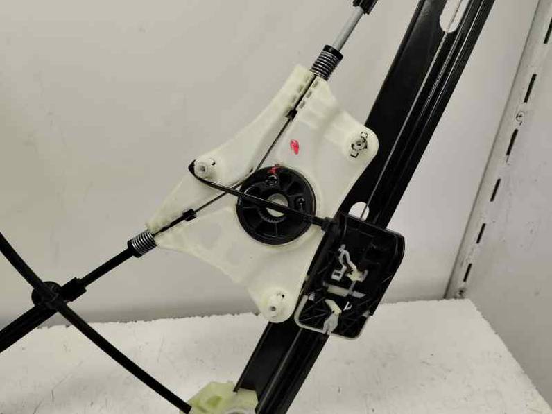 ELEVALUNAS DELANTERO IZQUIERDO SEAT ARONA 2023 1.0 ECO TSI (110 CV)