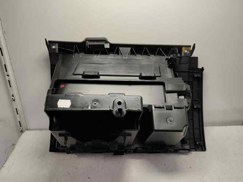 GUANTERA SEAT ARONA 2023 1.0 ECO TSI (110 CV)