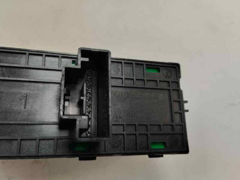 MANDO ELEVALUNAS DELANTERO IZQUIERDO SEAT ARONA 2023 1.0 ECO TSI (110 CV)