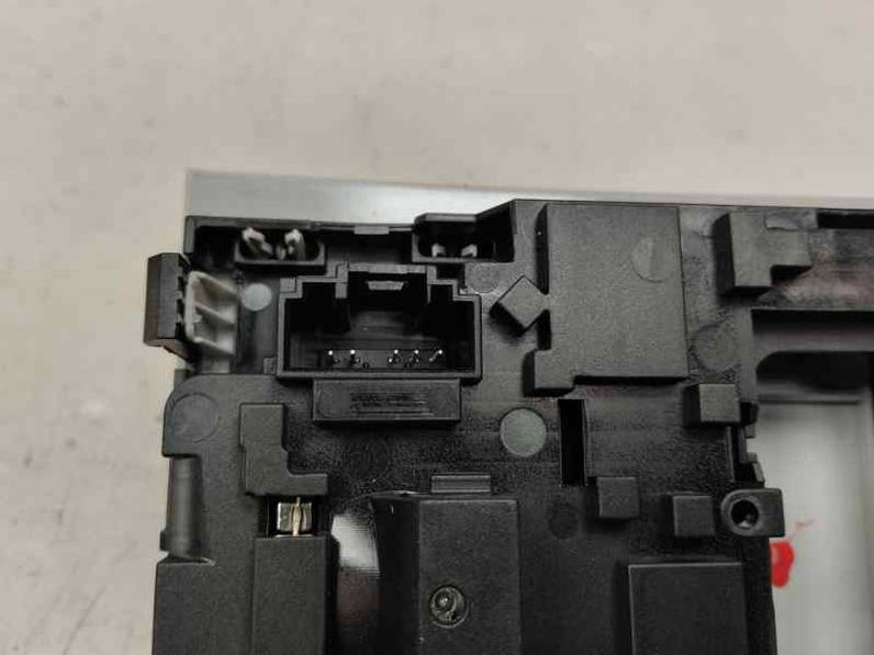 LUZ INTERIOR SEAT ARONA 2023 1.0 ECO TSI (110 CV)