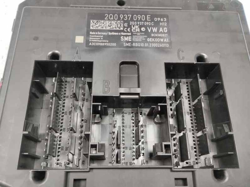 CAJA RELES FUSIBLES SEAT ARONA 2023 1.0 ECO TSI (110 CV)