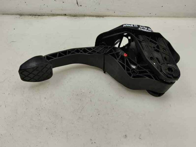 PEDAL EMBRAGUE SEAT ARONA 2023 1.0 ECO TSI (110 CV)