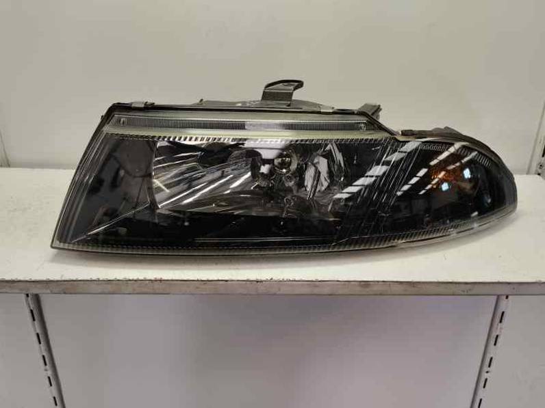 FARO IZQUIERDO MITSUBISHI CARISMA BERLINA 5 2003 1.9 DI-D (116 CV)