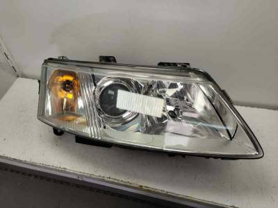 FARO DERECHO SAAB 9 3 BERLINA 2007 1.9 CDTI (150 CV)
