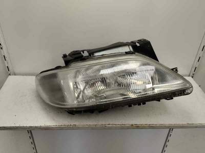 FARO DERECHO CITROEN XSARA BERLINA 2000 2.0 HDI (90 CV)