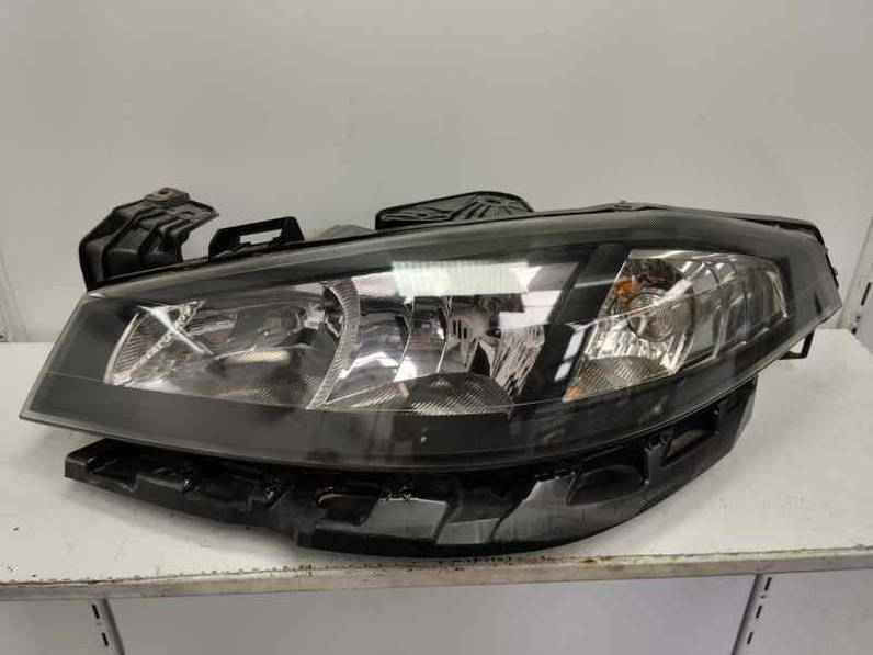 FARO IZQUIERDO RENAULT LAGUNA II 2006 1.9 DCI (110 CV)