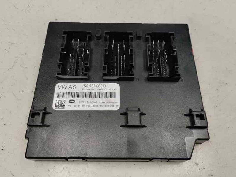 CAJA RELES FUSIBLES OPEL INSIGNIA BERLINA 2010 2.0 CDTI (131 CV)