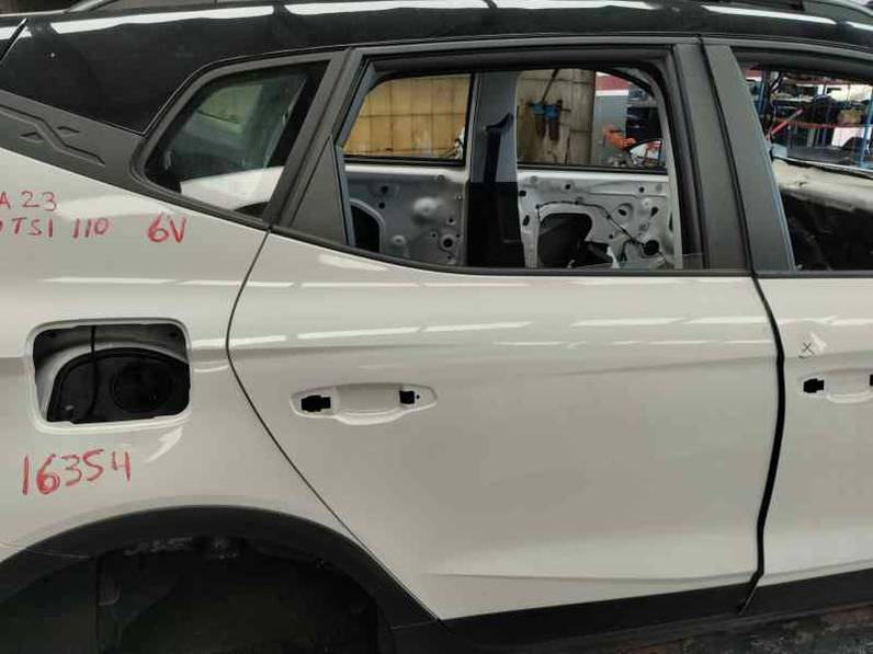 PUERTA TRASERA DERECHA SEAT ARONA 2023 1.0 ECO TSI (110 CV)