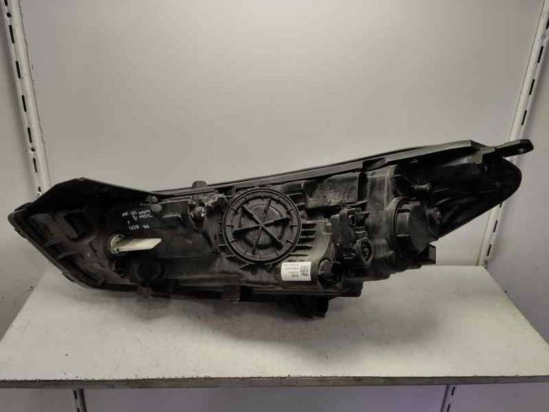 FARO DERECHO HYUNDAI TUCSON 2018 1.7 CRDI (116 CV)